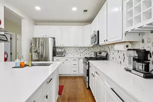 273 Roslyn Ct, West New York, NJ 07093 - Photo 16