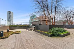 75 Park Ln S, Jersey City, NJ 07310 - Photo 30