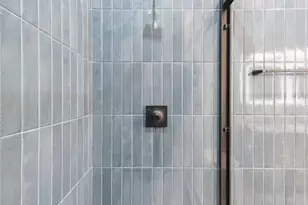 68 Jordan Ave, Jersey City, NJ 07306 - Photo 16