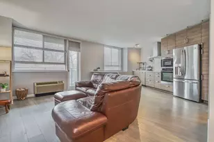 100 Manhattan Ave, Union City, NJ 07087 - Photo 16