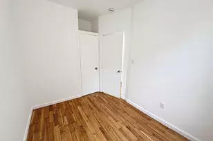 35 Rock St, Jersey City, NJ 07306 - Photo 8