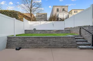 272 Terrace Ave, Jersey City, NJ 07307 - Photo 32