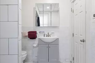 110 Grace St, Jersey City, NJ 07307 - Photo 30