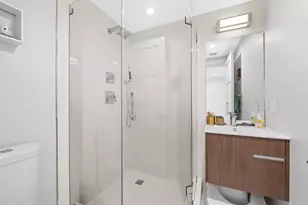 411 Monroe St, Hoboken, NJ 07030 - Photo 32