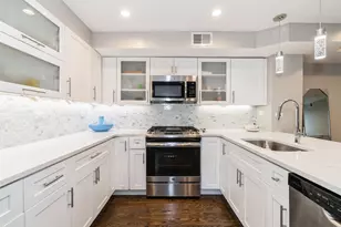 126 Delaware Ave, Jersey City, NJ 07306 - Photo 4