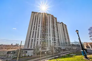 100 Manhattan Ave, Union City, NJ 07087 - Photo 4
