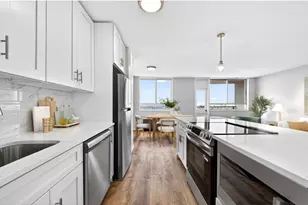 100 Manhattan Ave, Union City, NJ 07087 - Photo 4