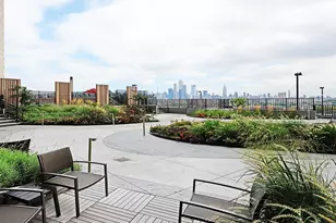 100 Manhattan Ave, Union City, NJ 07087 - Photo 18