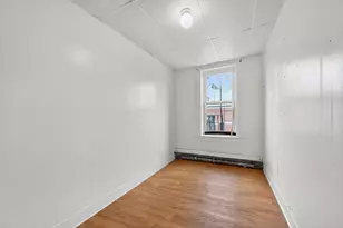584 Avenue C, Bayonne, NJ 07002 - Photo 12