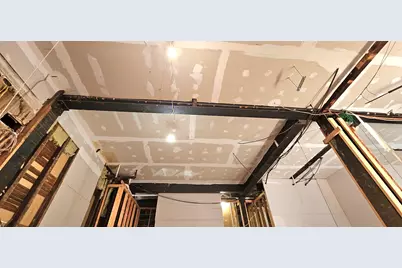 6315 Park Ave, West New York, NJ 07093 - Photo 8