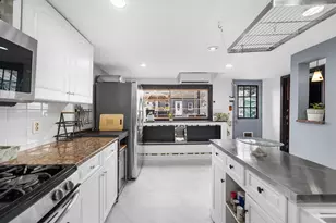 413 4th St, Union City, NJ 07087 - Photo 10