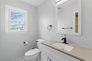 178 W 33rd St, Bayonne, NJ 07002 - Photo 20