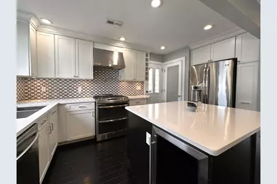 286 Clendenny Ave, Jersey City, NJ 07304 - Photo 1
