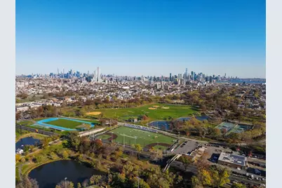 138 Jewett Ave, Jersey City, NJ 07304 - Photo 26