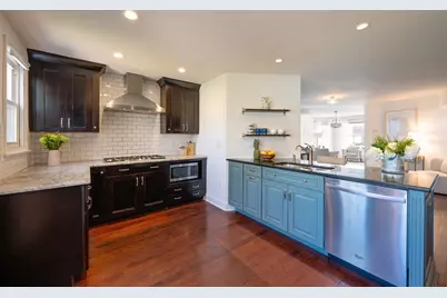 138 Jewett Ave, Jersey City, NJ 07304 - Photo 6