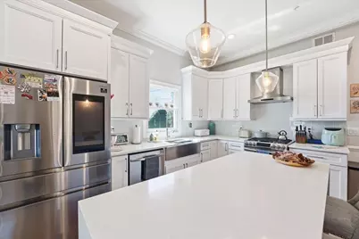 41 Bentley Ave #1, Jersey City, NJ 07304 - Photo 8