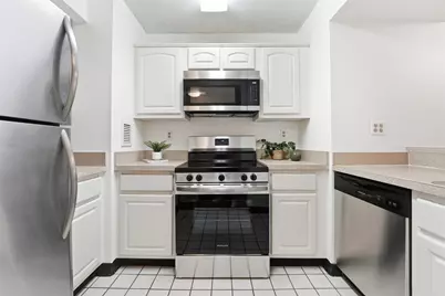 551 Observer Highway #3L, Hoboken, NJ 07030 - Photo 6