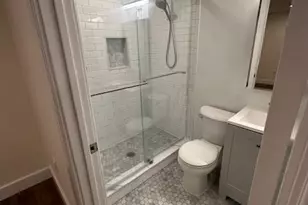 173 Oakland Ave, Jersey City, NJ 07306 - Photo 2