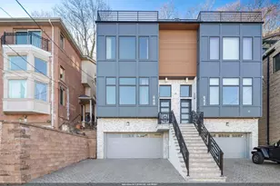 640 Undercliff Ave, Edgewater, NJ 07020 - Photo 1