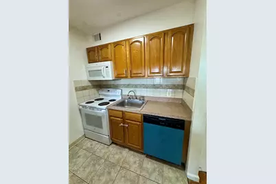 43 Van Wagenen Ave #3D, Jersey City, NJ 07306 - Photo 4