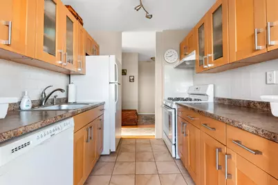 1225 Kennedy Blvd #8K, Bayonne, NJ 07002 - Photo 12