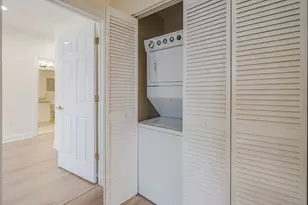 30 Constitution Way, Jersey City, NJ 07305 - Photo 12