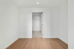 387 8th St, Jersey City, NJ 07302 - Photo 8