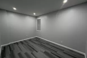 528 Kennedy Blvd, Bayonne, NJ 07002 - Photo 10