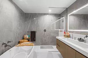 320 Adolphus Ave, Cliffside Park, NJ 07010 - Photo 14