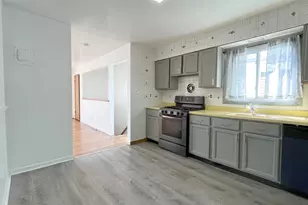 421 Manila Ave, Jersey City, NJ 07302 - Photo 6