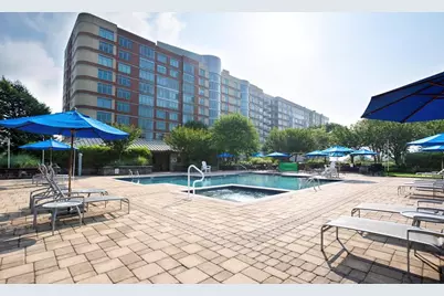 8100 River Rd #209, North Bergen, NJ 07047 - Photo 38