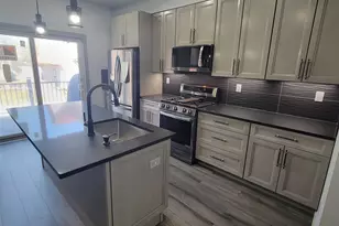 17 Hartley Pl, Bayonne, NJ 07002 - Photo 8