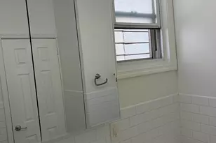 11 W 28th St, Bayonne, NJ 07002 - Photo 4