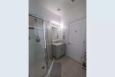 5808 Washington St #310, West New York, NJ 07093 - Photo 8