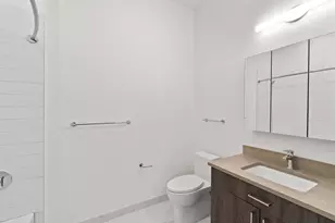 250 Ave E, Bayonne, NJ 07002 - Photo 22