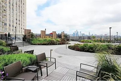 100 Manhattan Ave #1207, Union City, NJ 07087 - Photo 32