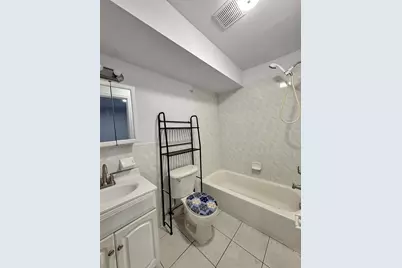 117 Carteret Ave #1, Jersey City, NJ 07305 - Photo 4