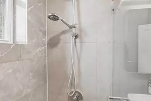 233 1/2 Summit Ave, Jersey City, NJ 07304 - Photo 22