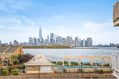 110 Shearwater Ct East #33, Jersey City, NJ 07305 - Photo 10