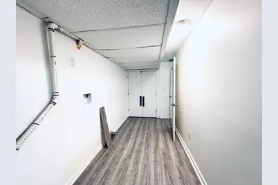 26 Olean Ave, Jersey City, NJ 07304 - Photo 22