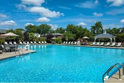 2077 Center Ave #22H, Fort Lee, NJ 07024 - Photo 4