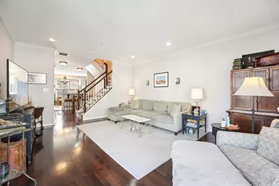 428 Newburgh Ct #428, West New York, NJ 07093 - Photo 4
