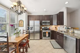 428 Newburgh Ct, West New York, NJ 07093 - Photo 8