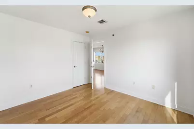 5509 Madison St #504, West New York, NJ 07093 - Photo 20