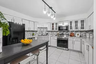 530 Harmon Cove Tower, Secaucus, NJ 07094 - Photo 12