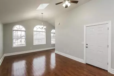 28 Van Cleef St #2, Jersey City, NJ 07305 - Photo 6