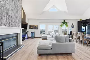 101 Shearwater Ct E, Jersey City, NJ 07305 - Photo 2