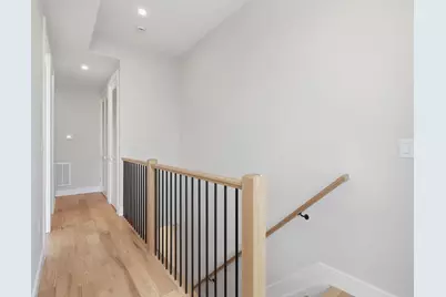 31 Clinton Ave, Jersey City, NJ 07304 - Photo 38