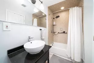 245 Griffith St, Jersey City, NJ 07307 - Photo 8