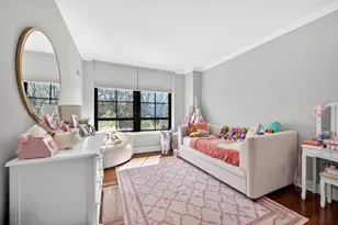 1025 Maxwell Ln, Hoboken, NJ 07030 - Photo 14